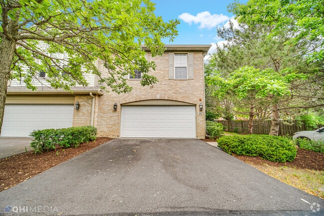 Building Photo - 2047 Ivy Ridge Dr Rental
