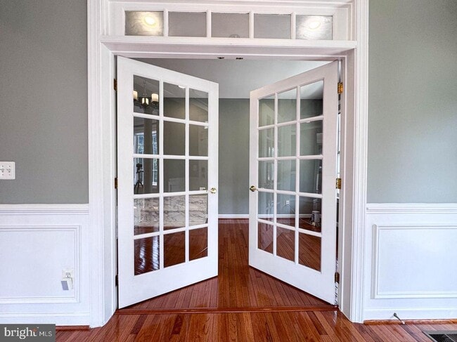 Photo - 22827 Oakgrove Rd