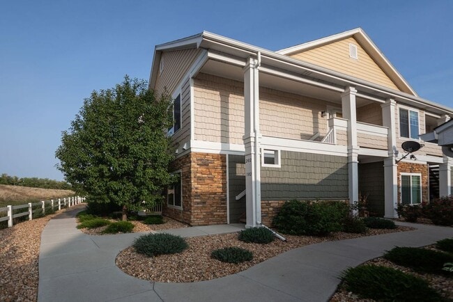 Photo - 4925 Hahns Peak Dr Apartment Unit 4925 Hahns Peak Drive