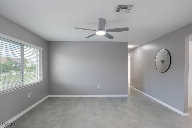 Photo - 409 SW 44th St