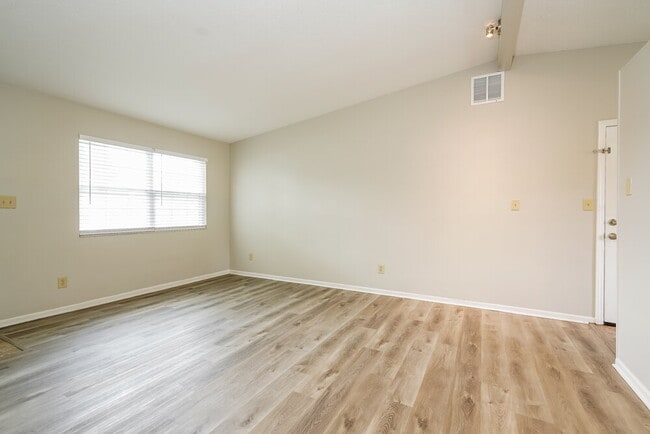 Photo - 3628 Valley Lake Dr