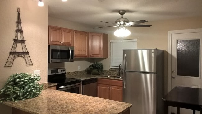 Beautiful Granite Style Kitchens - 2512 Musselwhite Ave Unit 1