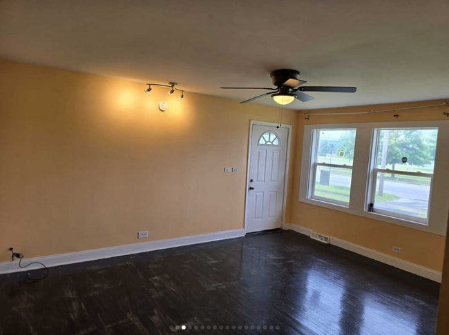 Photo - Charming 3-Bedroom Ranch with Modern Updat...
