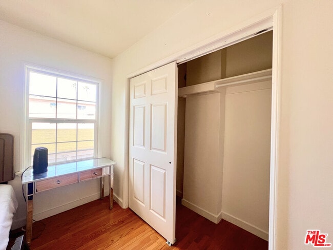 Photo - 2333 S Garth Ave