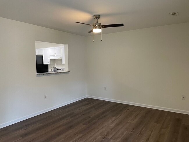 Photo - Two Bedroom Townhouse with Bonus Room in Sherrills Ford!