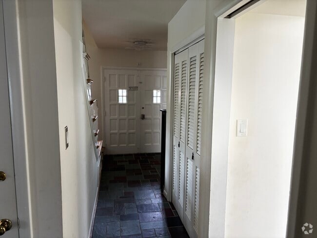 Building Photo - 8513 Wilkesboro Ln Rental