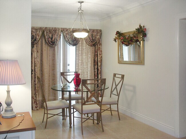 Photo - Bal Harbour Commons