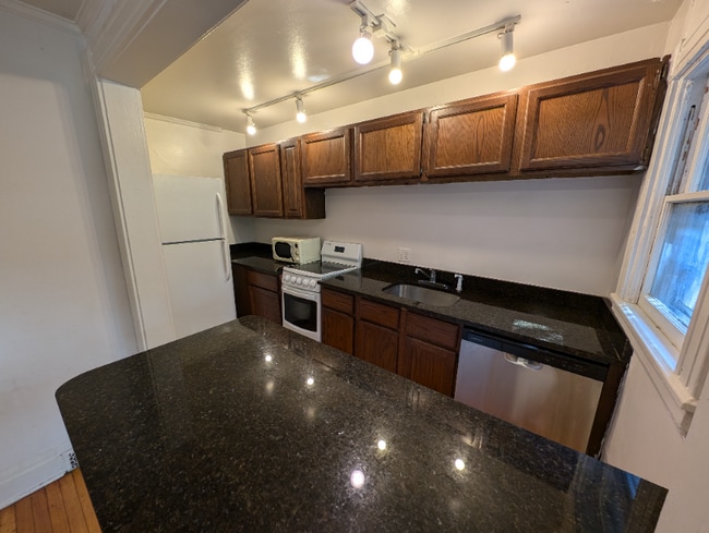 Photo - 39 Rutgers St