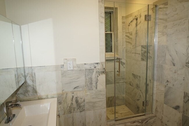 Photo - 328 Washington St Unidad 2