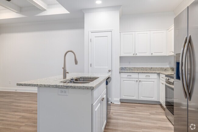 2BR, 2BA - 1,180SF - Kitchen