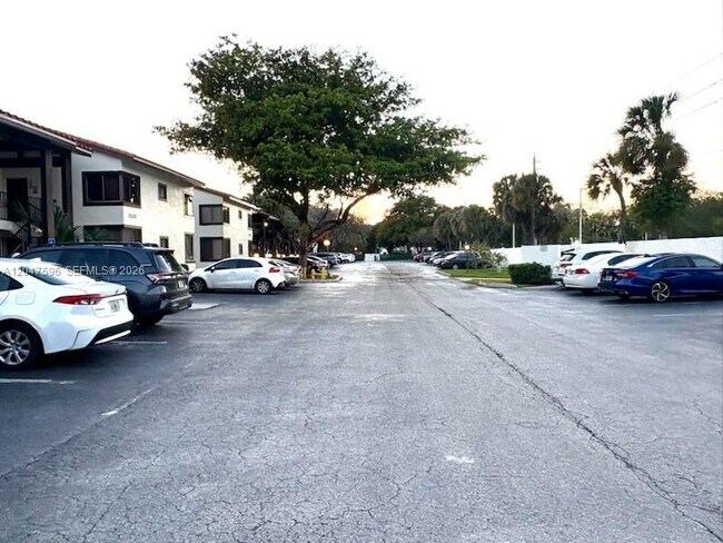 Photo - 3200 NW 46th St Unit 205
