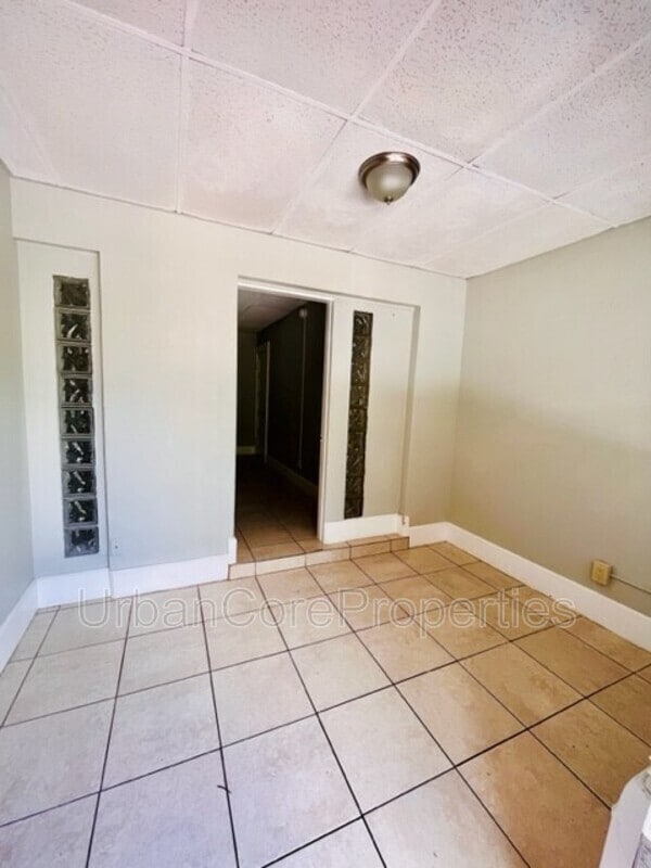 Photo - 354 13th Ave NE