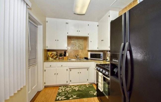 Unit 1440 - Pacific Beach Dr - FULLY FURNISHED