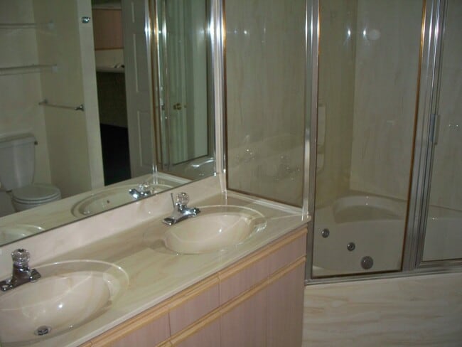 Photo - Beautiful Two Bedroom 2 bath Apartment wit... Unit 3