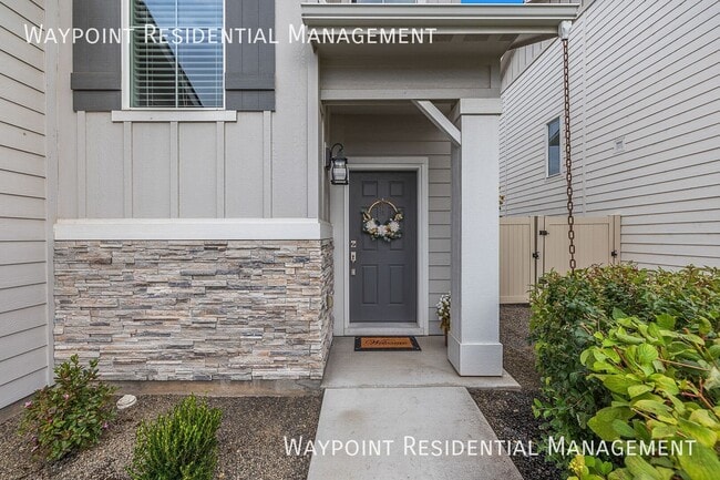 Photo - 2123 N Bing Ave