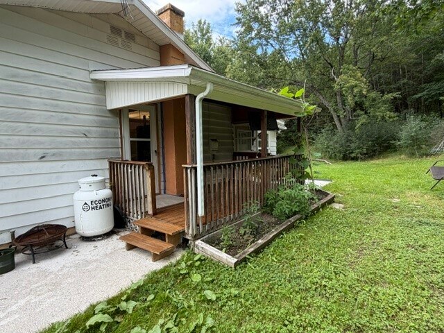 Photo - 610 N Rd