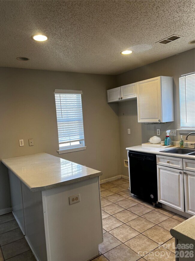 Photo - 7655 Petrea Ln