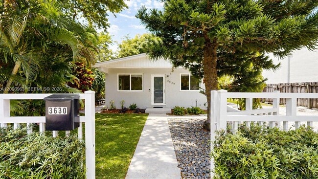 Building Photo - 3630 Percival Ave