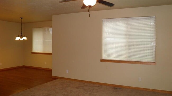 Photo - 20249 Knightsbridge Pl