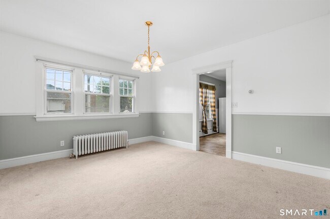 Photo - 139 Richards St