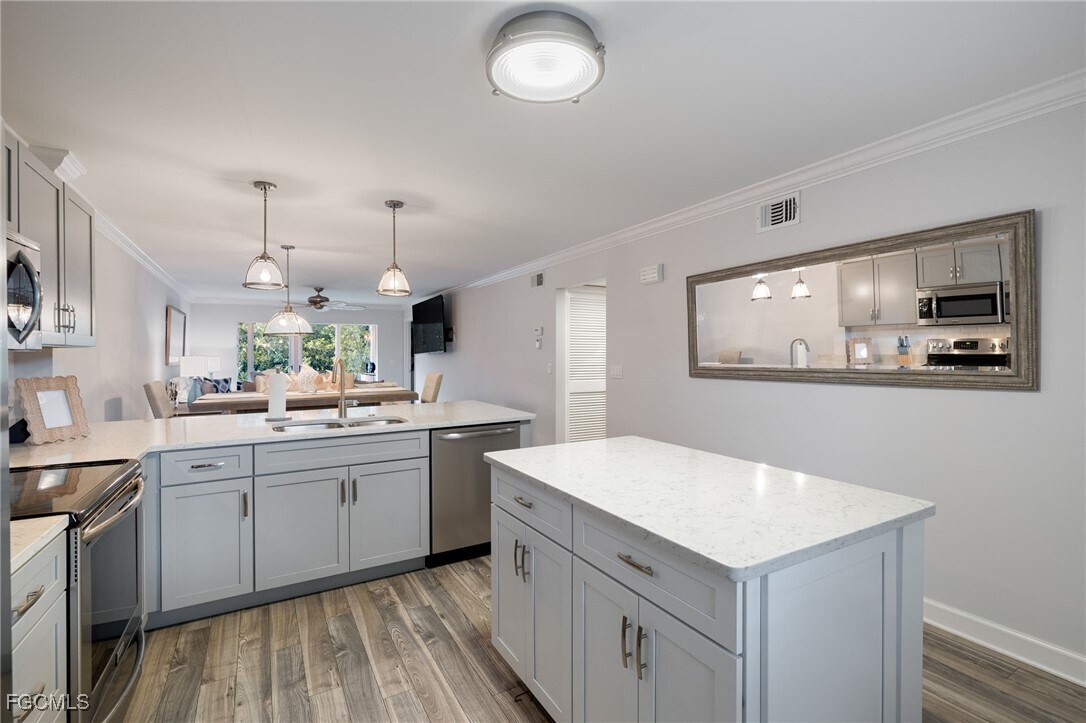 Photo - 3021 Sandpiper Bay Cir Unit E106