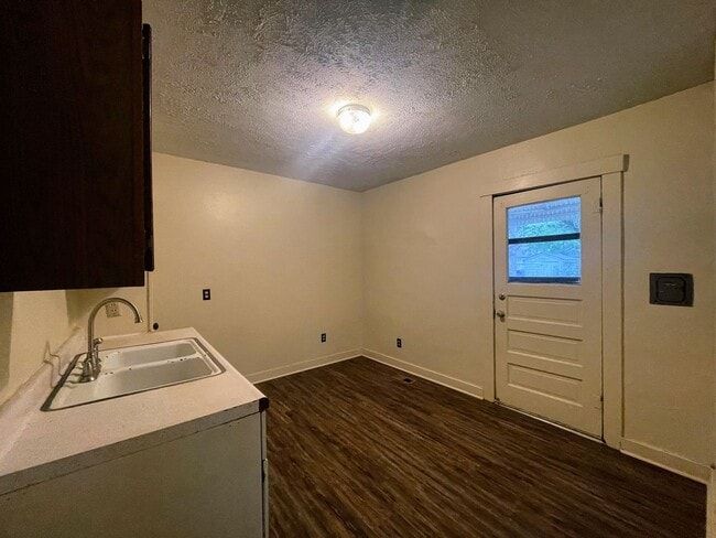 Photo - Cozy 2 bedroom home with attached garage