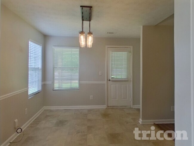 Photo - 314 Shelley Ln