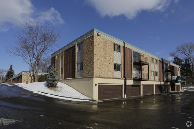 Photo - Oxboro Place