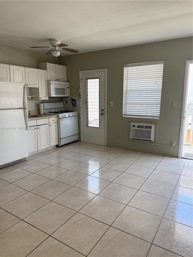 Photo - 6856 Abbott Ave Unit 6