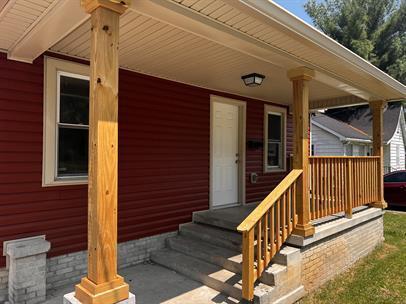 115 S Fowler Ave