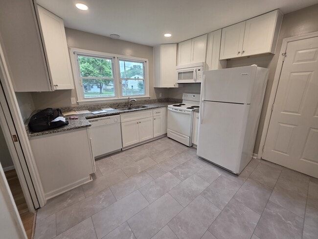 Photo - 312 Nancy Dr