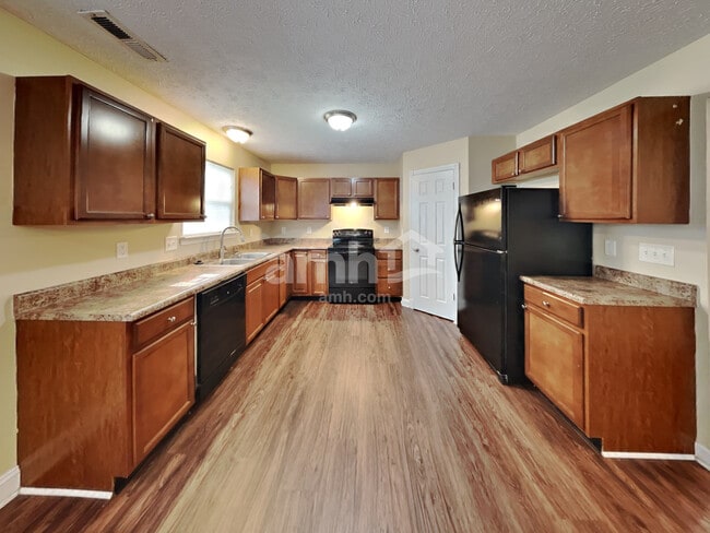 Photo - 10430 Wintergreen Way