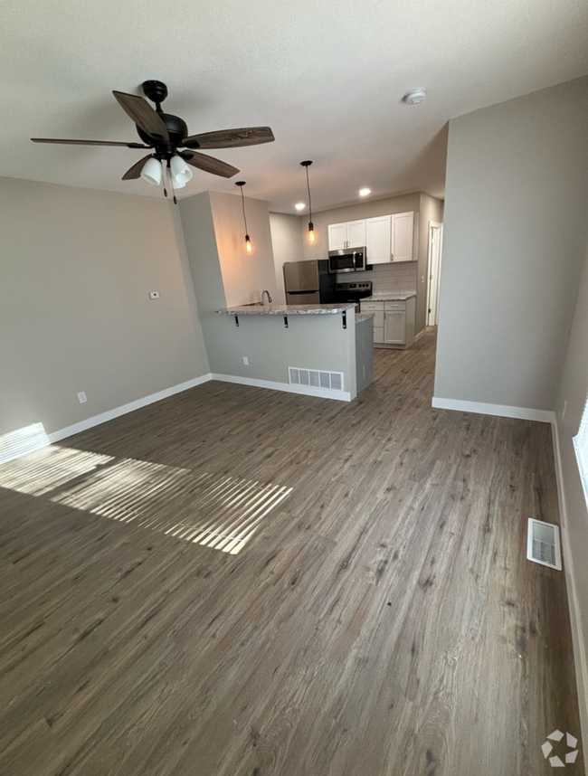 Building Photo - 1113-1115-1115 18th Ave Rental