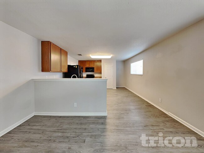 Photo - 9939 Amber Breeze