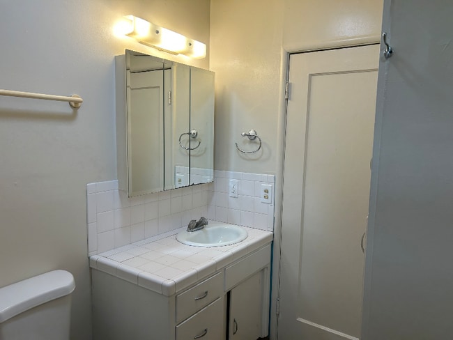 Photo - 1336 Highland Ave Unit 1336