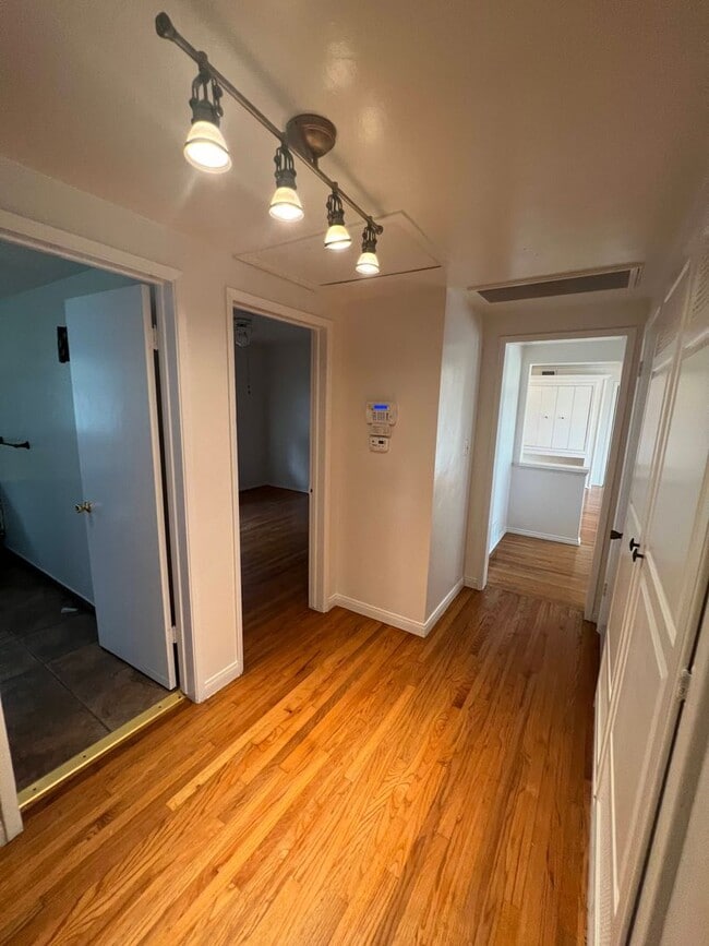 Photo - Rockhurst House | Beautiful 3 Bedroom 3 Bathroom Home with Bonus Room in Del Cerro, San Diego!