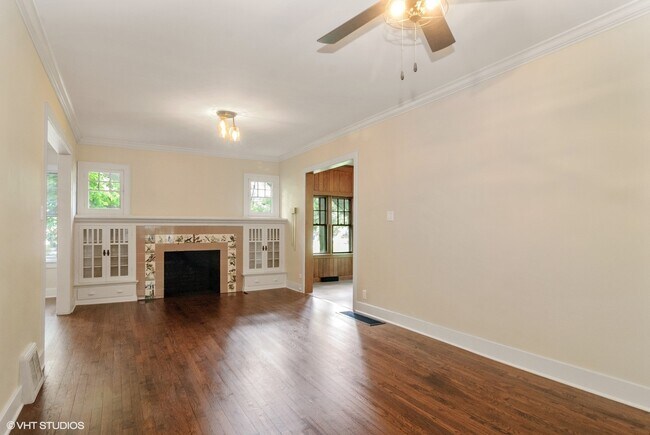 Photo - 28W456 Batavia Rd