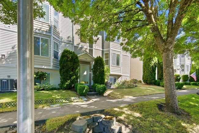 Photo - 8436 14th Ave SE