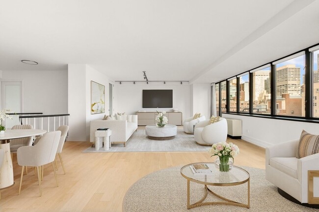 Photo - 211 Madison Ave