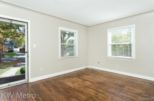 Photo - 1907 N Connecticut Ave