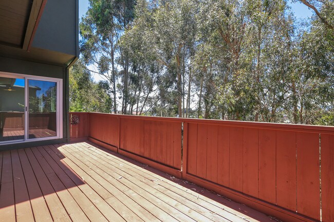 Photo - 2073 Key Blvd Unit 2073