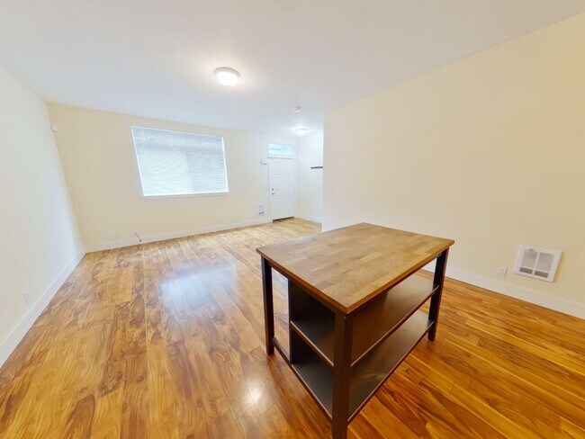 Photo - 1857 Pearl St Unidad C