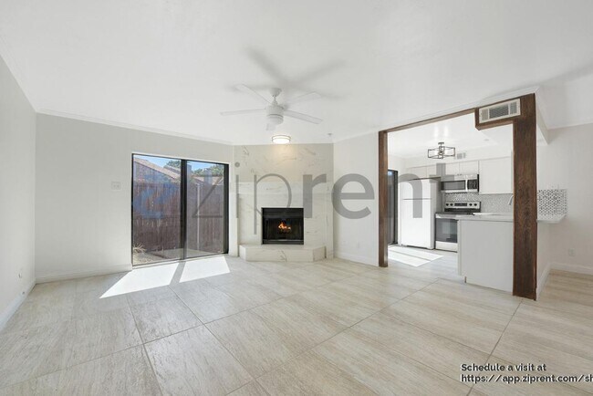 Photo - 14800 Enterprise Dr