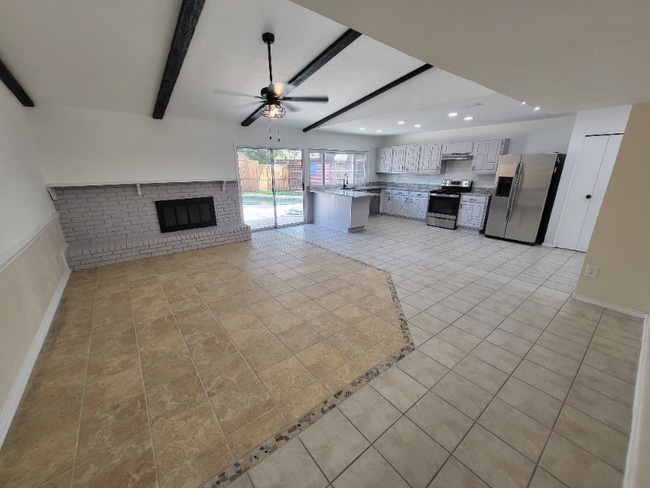 Photo - 5208 Pruitt Dr