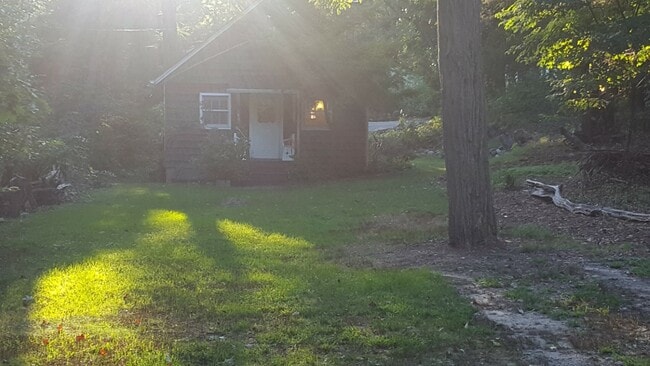 Desde la entrada - 7 Christian Ave