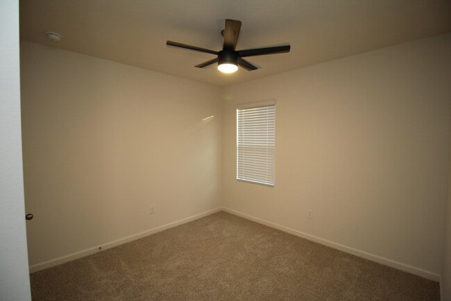 Photo - 1405 Mineral Lp Dr NW