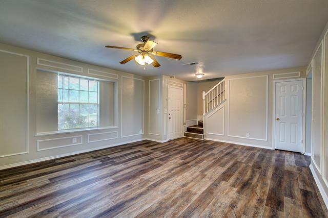 Photo - 2003 Hackberry Cir