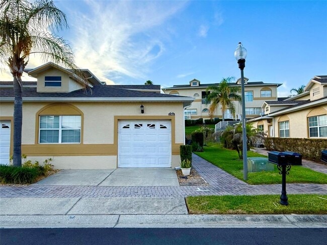 Building Photo - 17411 Promenade Dr