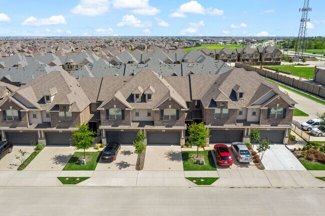 Photo - 2749 Starburst Dr