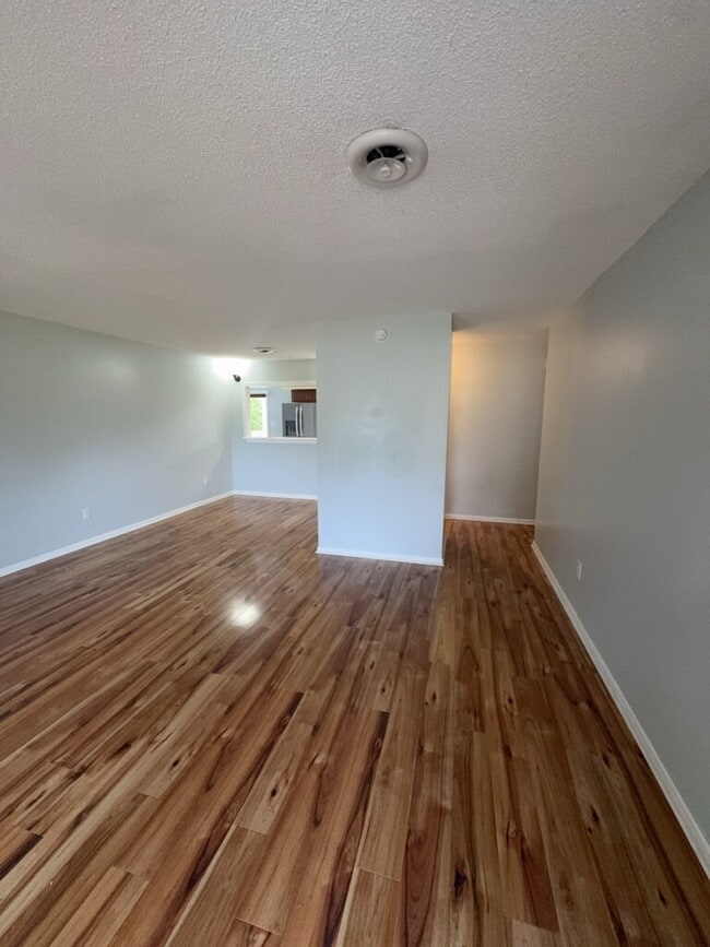 Photo - 110 Elwood Rd